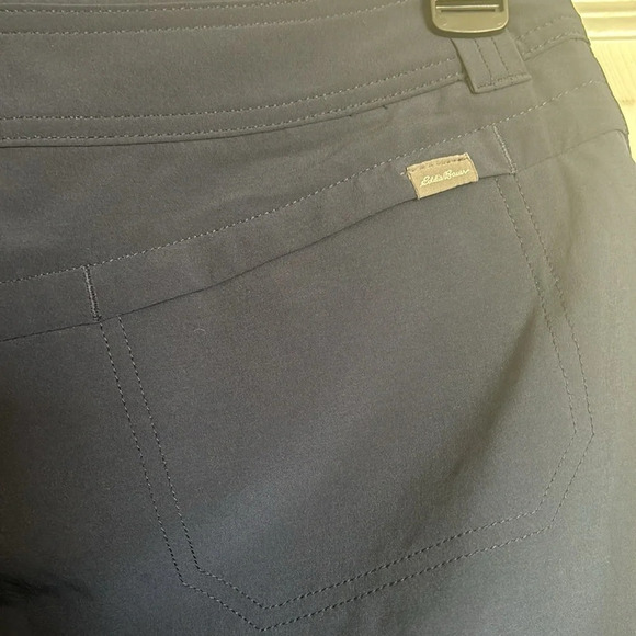Eddie Bauer women’s navy blue athletic skort size 8 - Picture 6 of 9